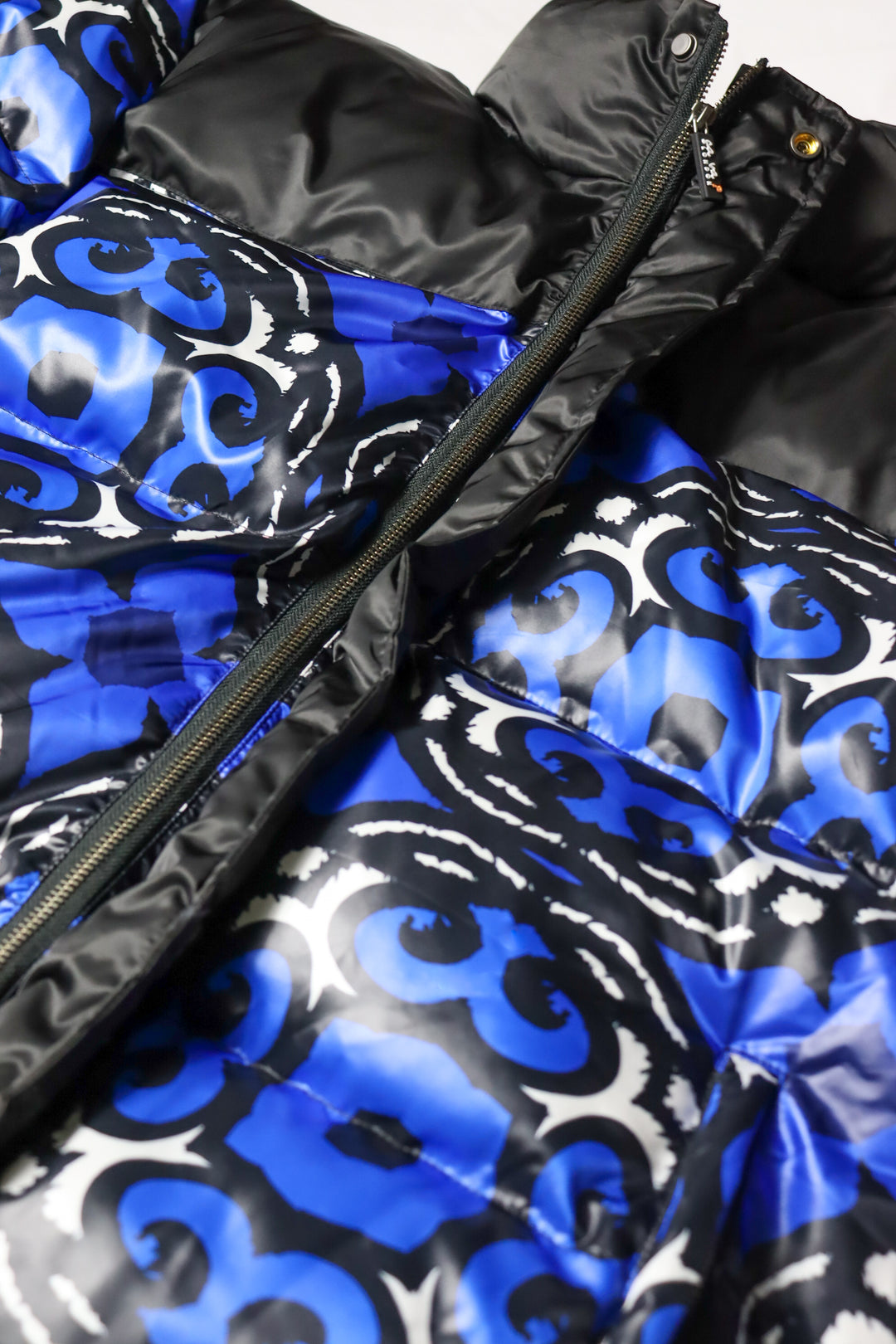 L'OUZBEK RECYCLED POLY PUFFER