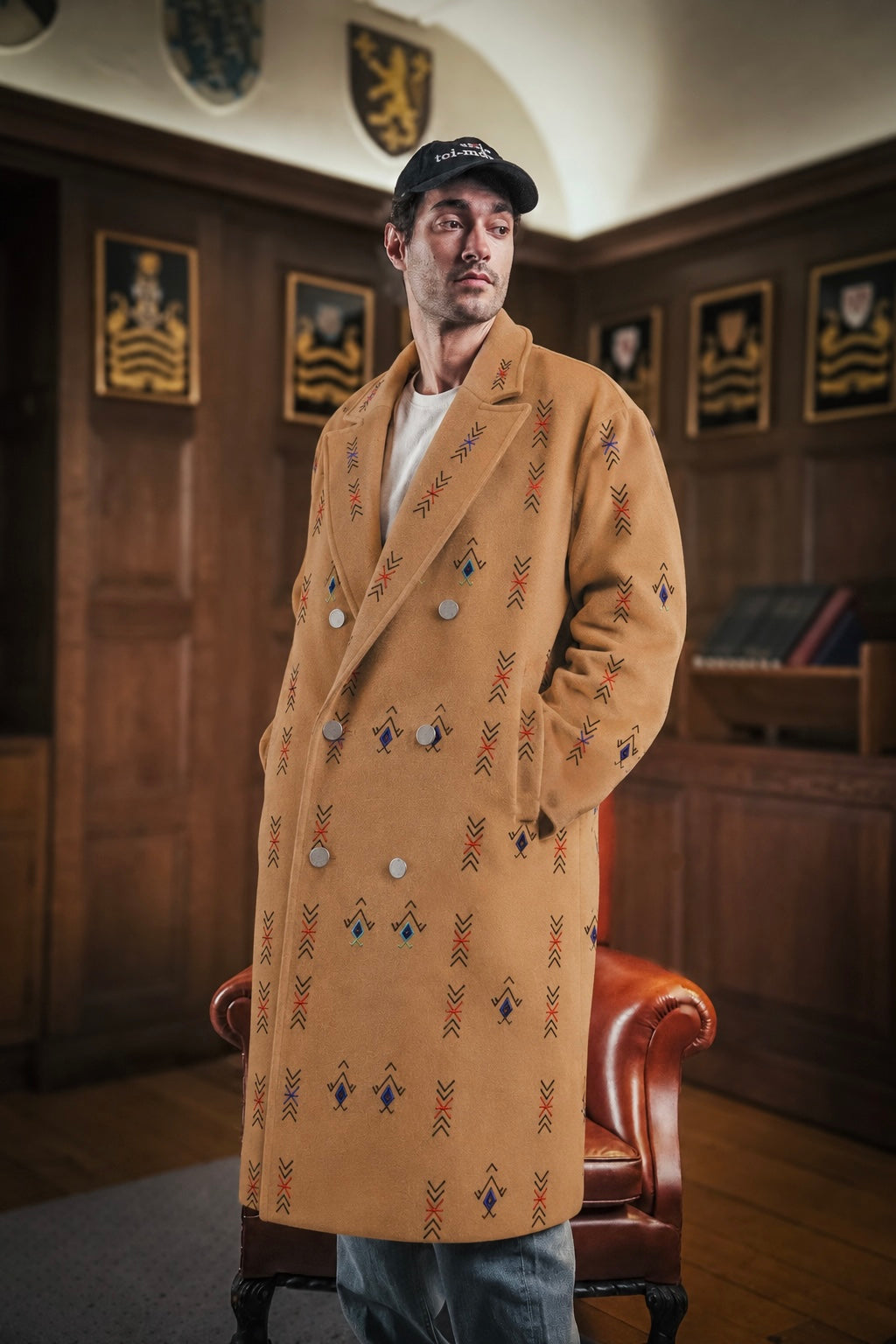 AMAZIGH EMBROIDERED WOOL COAT