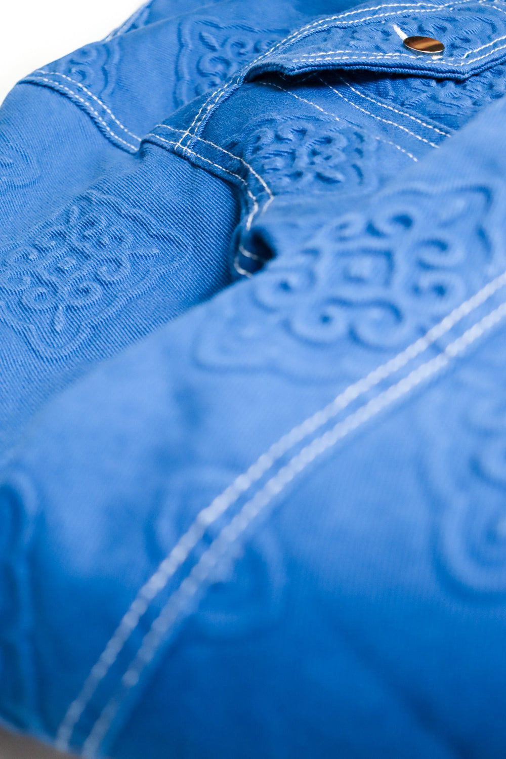 SHEM EMBOSSED DENIM JACKET